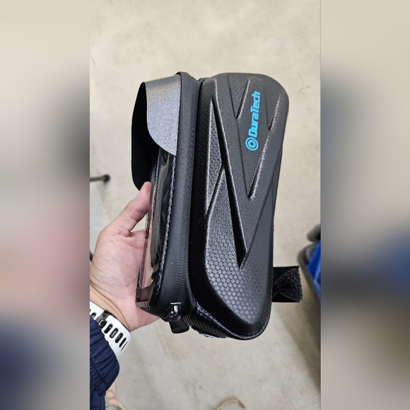 Duratech Waterproof Bike Bag - Picture 4 of 10